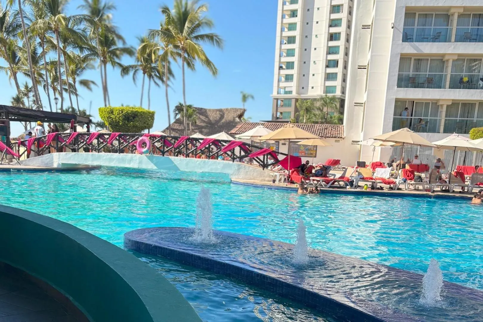 Beautiful Ocean View, Pool & Beach! Puerto Vallarta